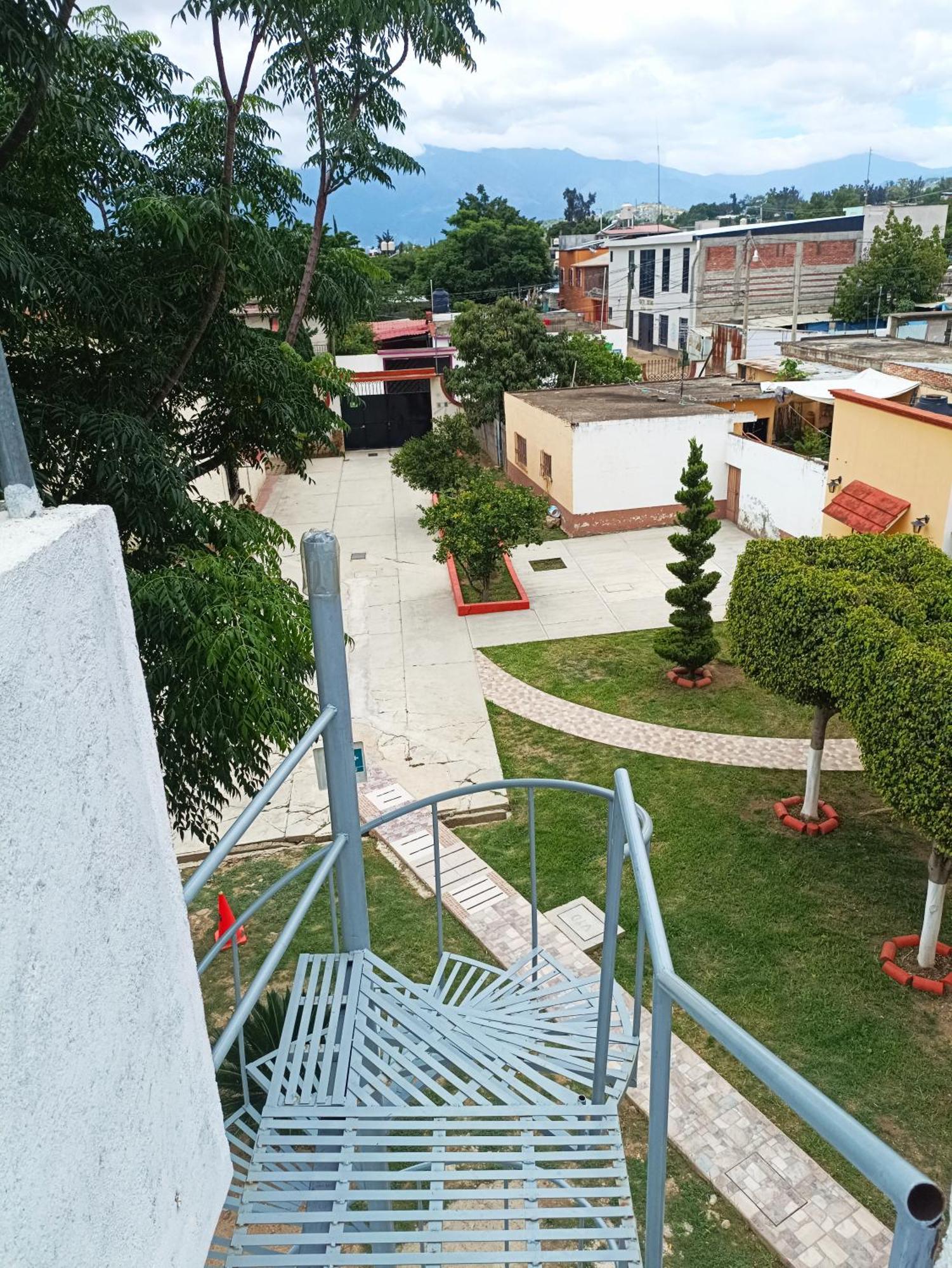 Casa Alebrijes Hotel San Agustin de las Juntas Kültér fotó